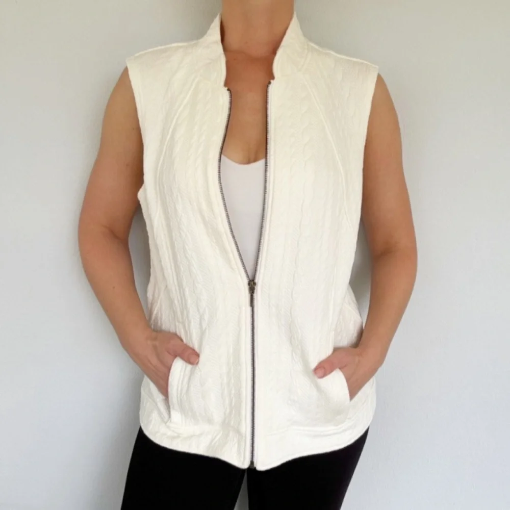 Westbound white textured cable knit cotton stretch full zip vest size small